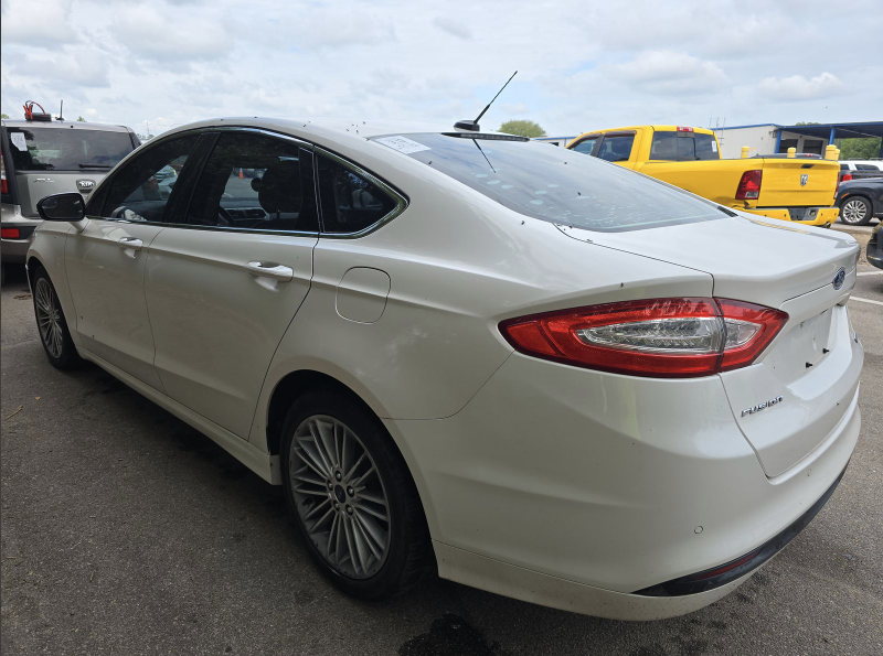 2014 Ford Fusion - $9,999