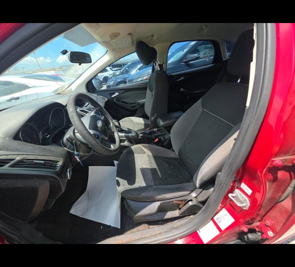 2012 Ford Focus - $5,999