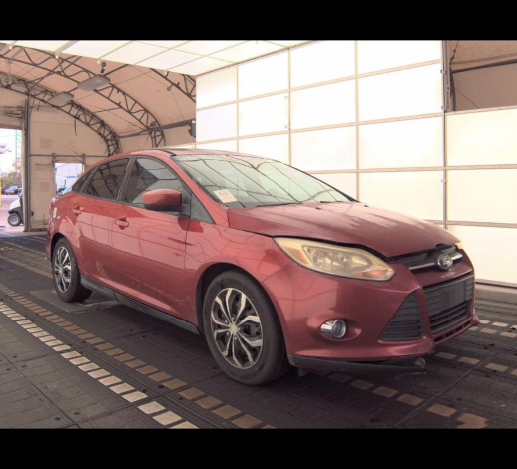 2012 Ford Focus - $5,999