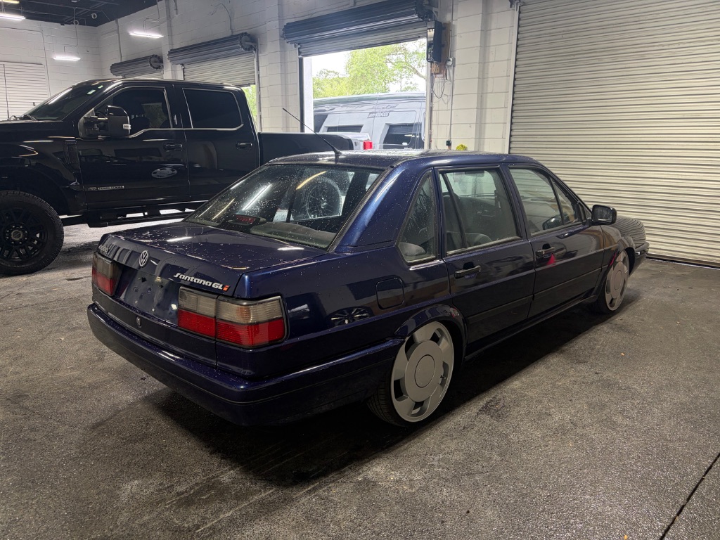 1997 Volkswagen Santana - $14,999