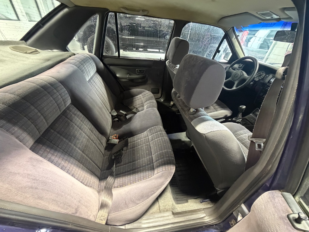 1997 Volkswagen Santana - $14,999