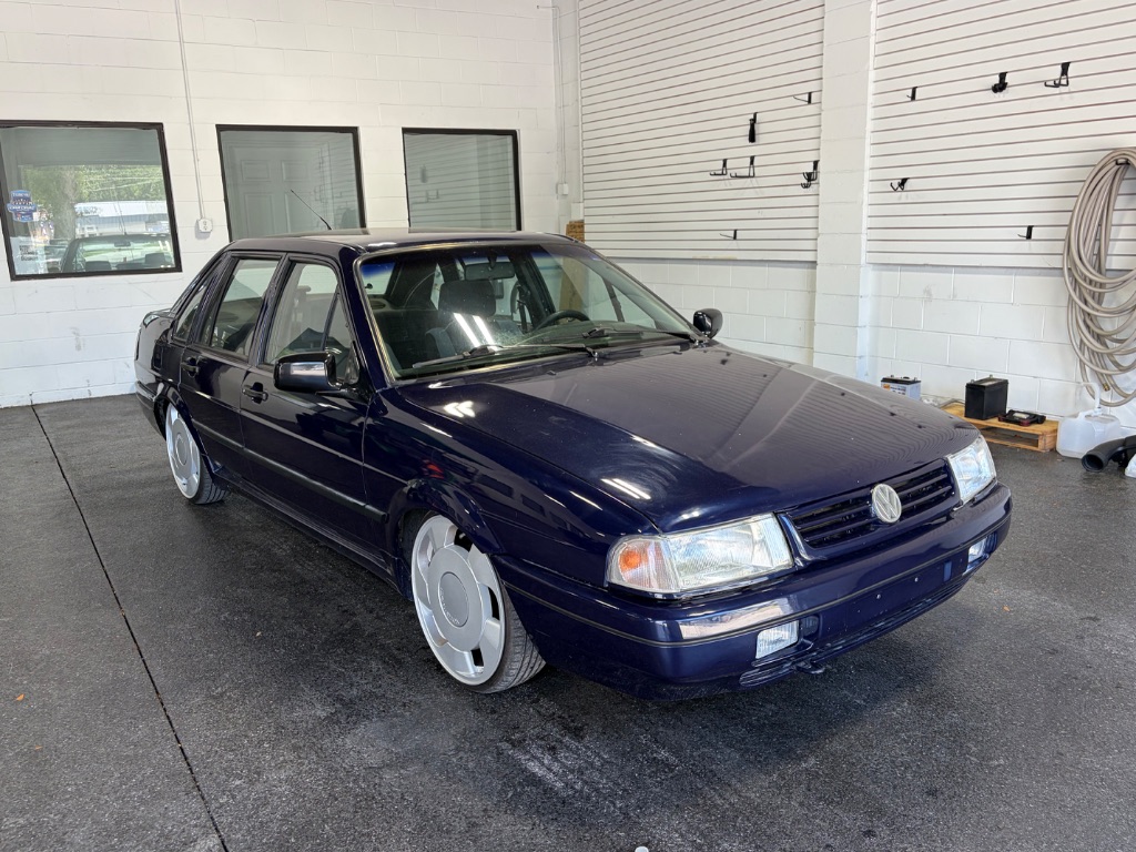 1997 Volkswagen Santana - $14,999