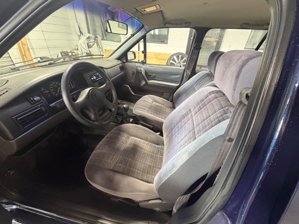 1997 Volkswagen Santana - $14,999