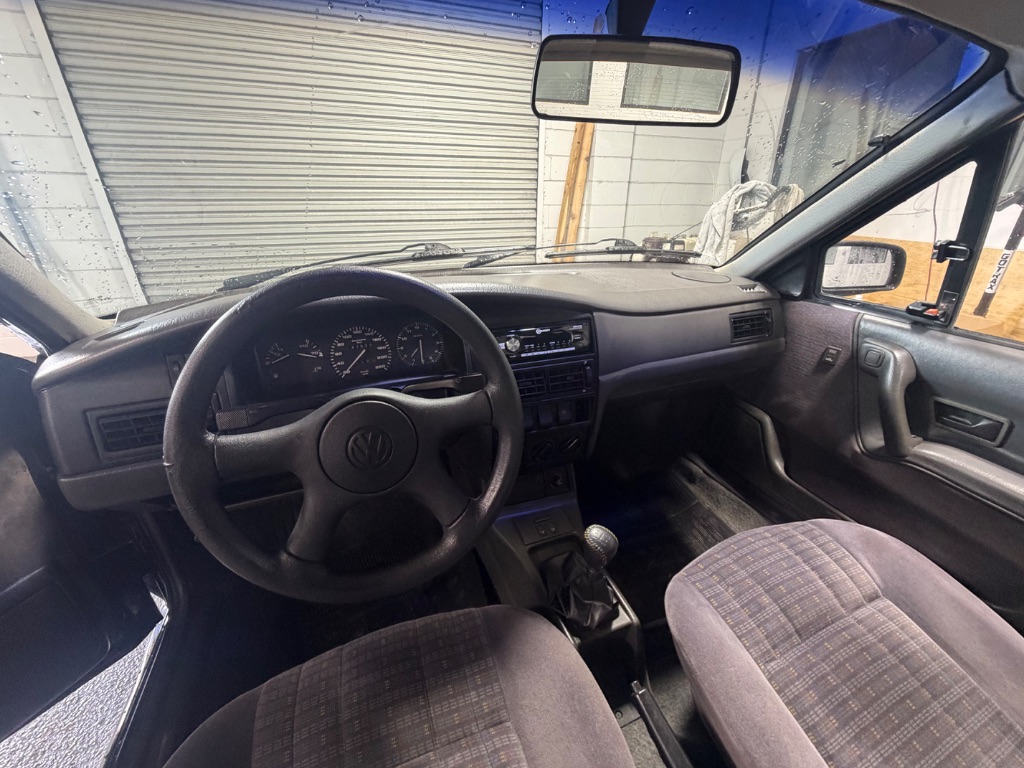 1997 Volkswagen Santana - $14,999