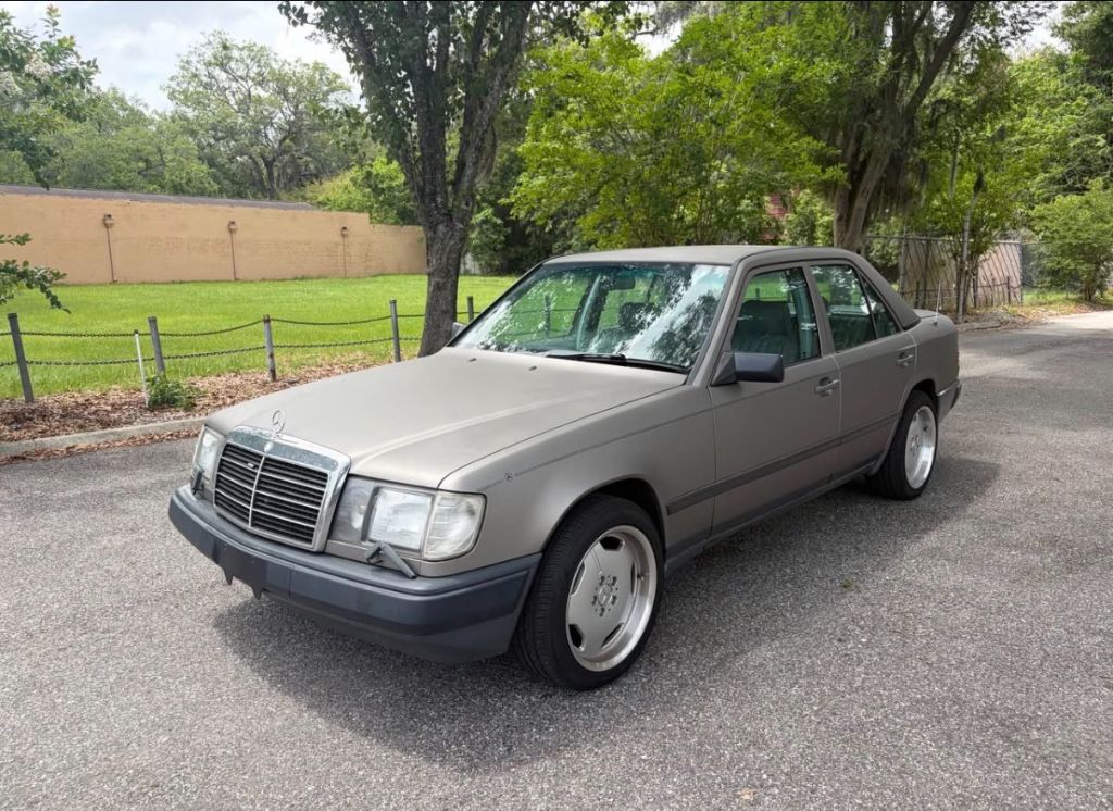 1987 Mercedes-Benz 300 - $10,999