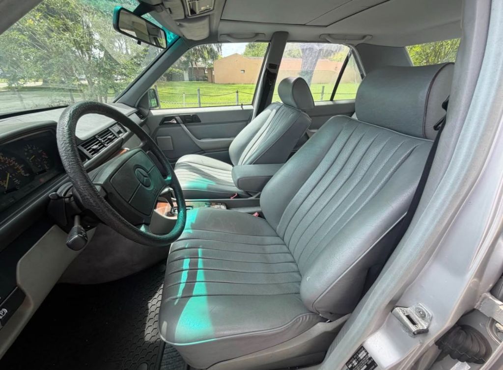 1987 Mercedes-Benz 300 - $10,999