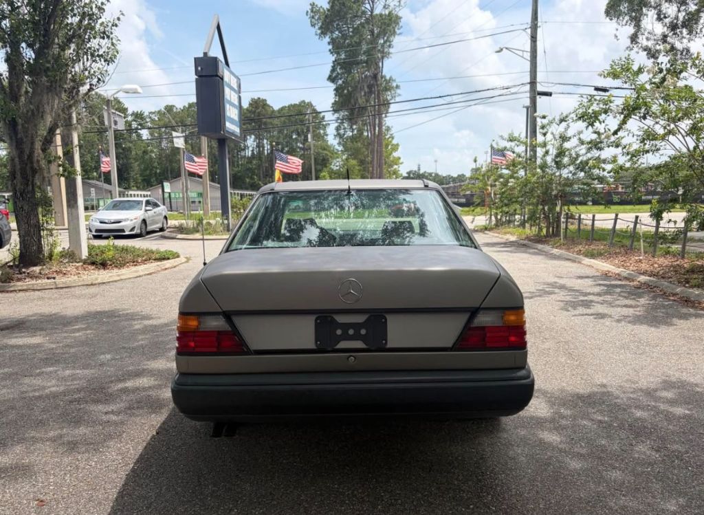 1987 Mercedes-Benz 300 - $10,999