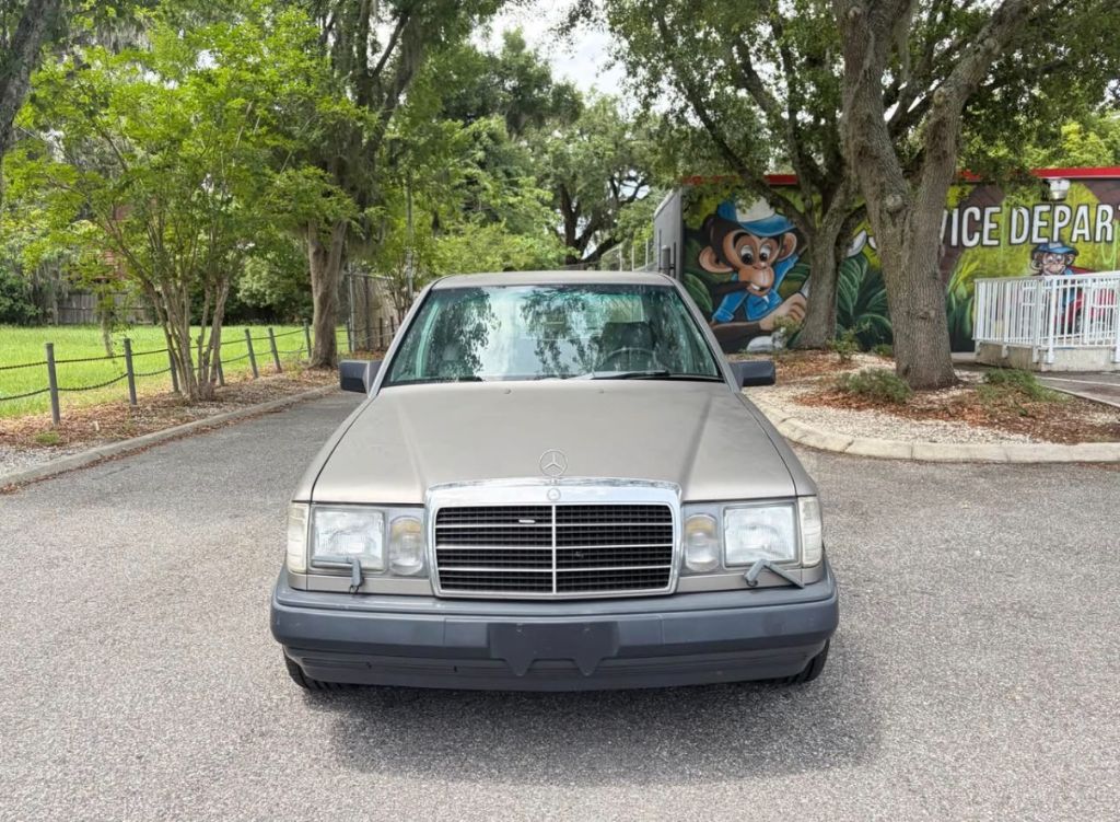 1987 Mercedes-Benz 300 - $10,999