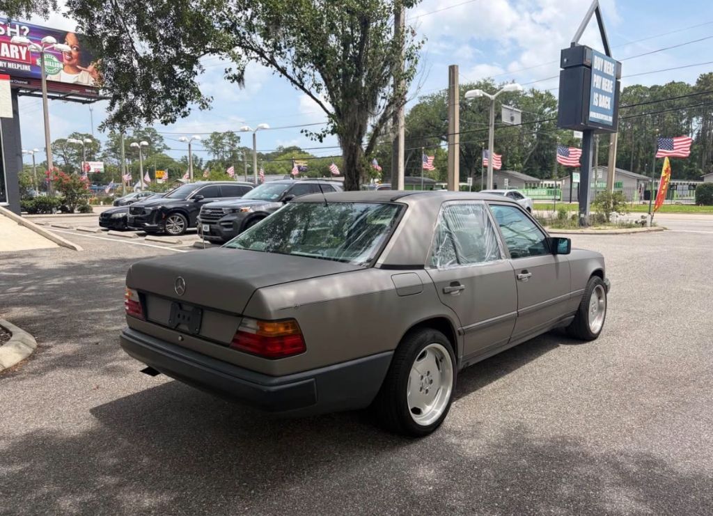 1987 Mercedes-Benz 300 - $10,999