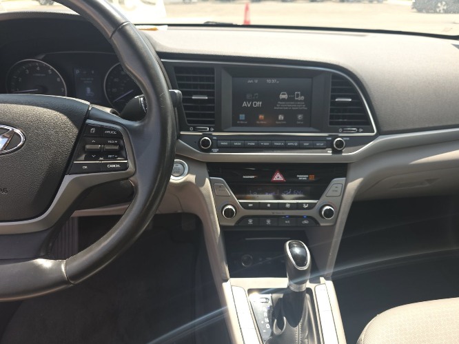2018 Hyundai Elantra