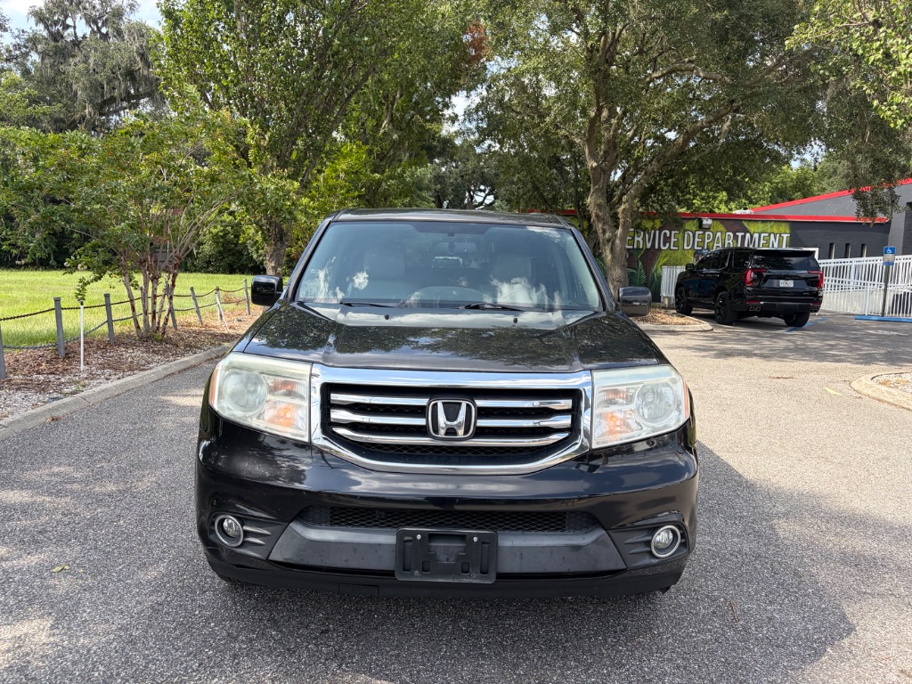 2015 Honda Pilot - $13,999