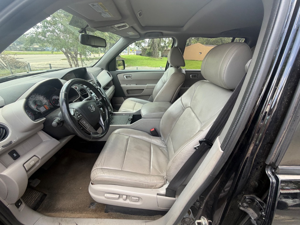2015 Honda Pilot - $13,999