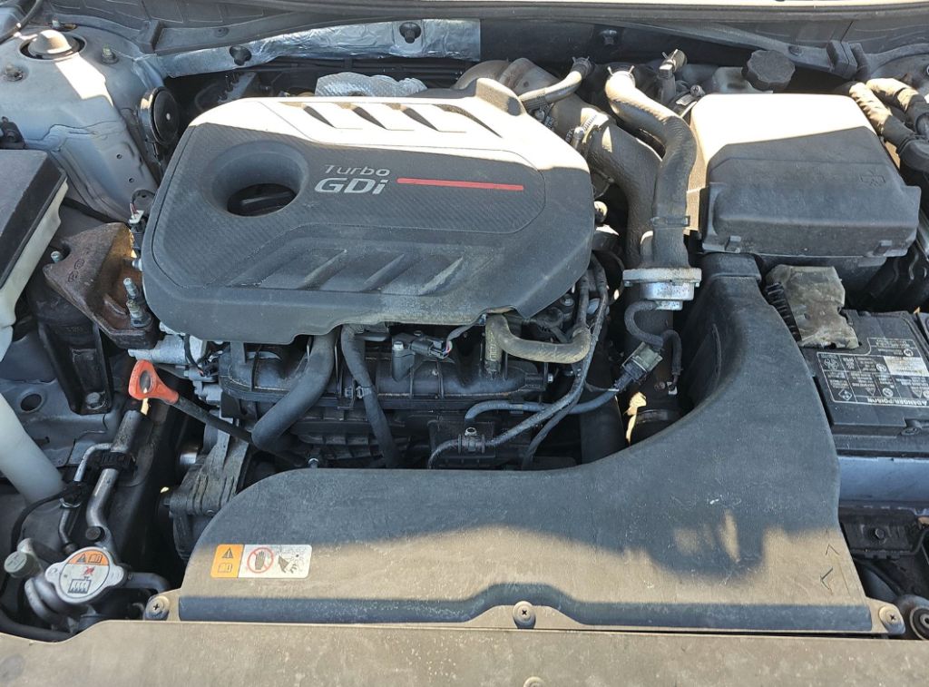 2015 Hyundai Sonata - $10,999