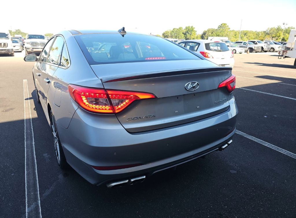 2015 Hyundai Sonata - $10,999