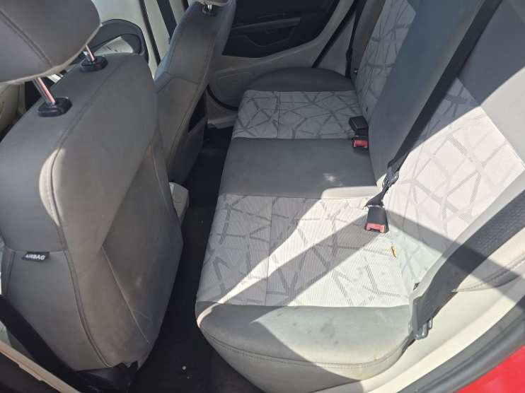 2012 Ford Fiesta - $9,999