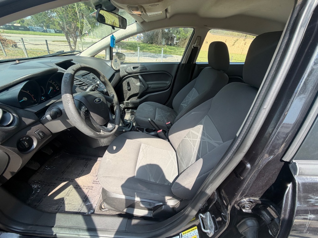 2014 Ford Fiesta - $9,999