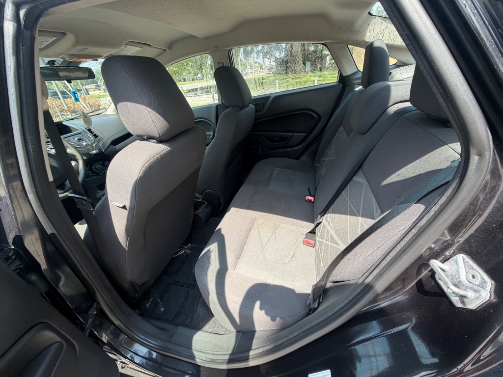2014 Ford Fiesta - $9,999