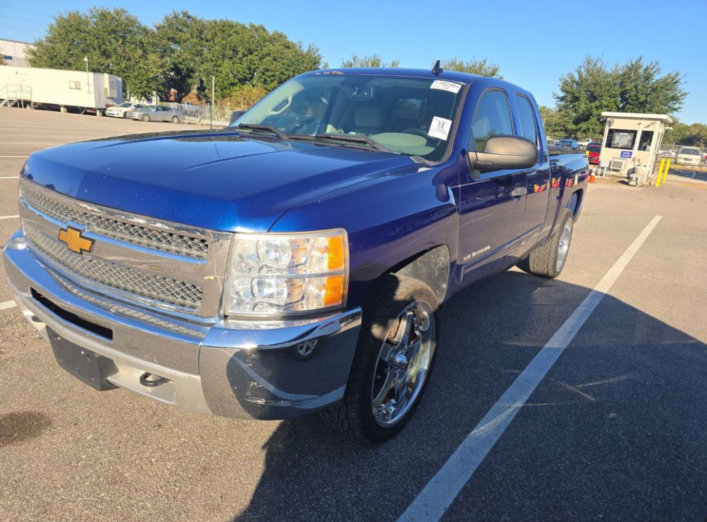 2013 Chevrolet Silverado - $12,999