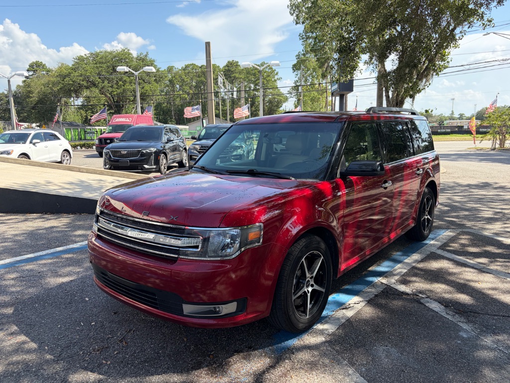 2016 Ford Flex - $10,999