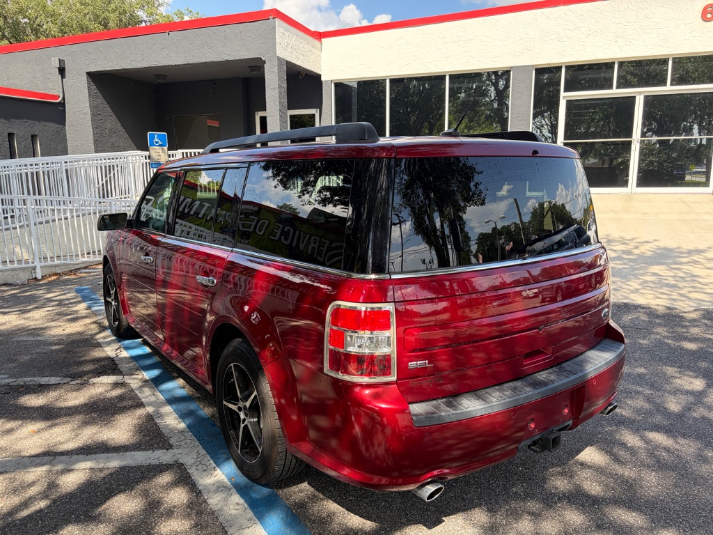 2016 Ford Flex - $10,999