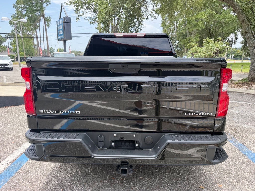 2021 Chevrolet Silverado 1500 - $17,999