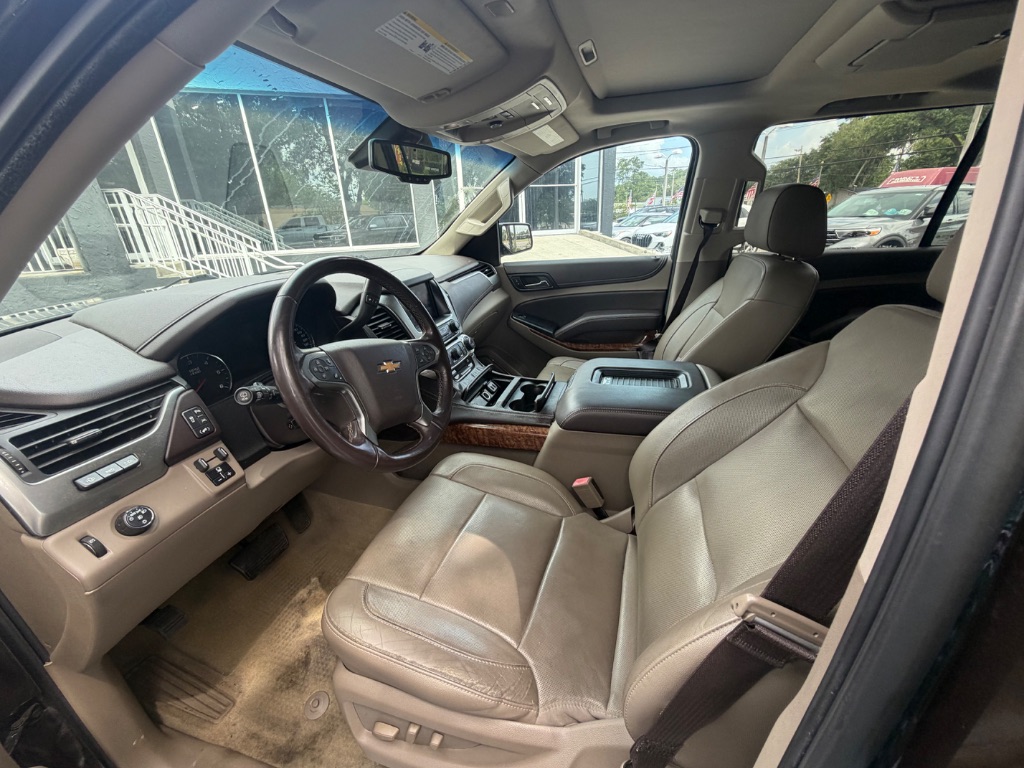 2018 Chevrolet Suburban - $18,999
