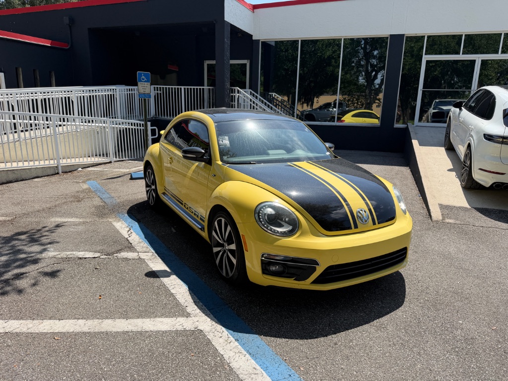 2014 Volkswagen Beetle - $12,999