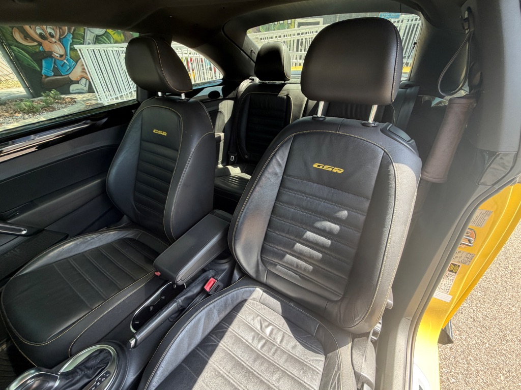 2014 Volkswagen Beetle - $12,999