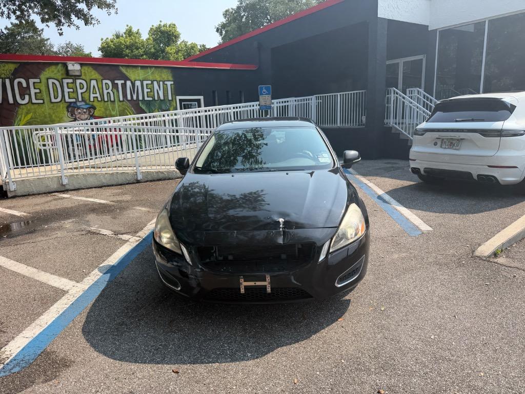 2011 Volvo S60 - $9,999