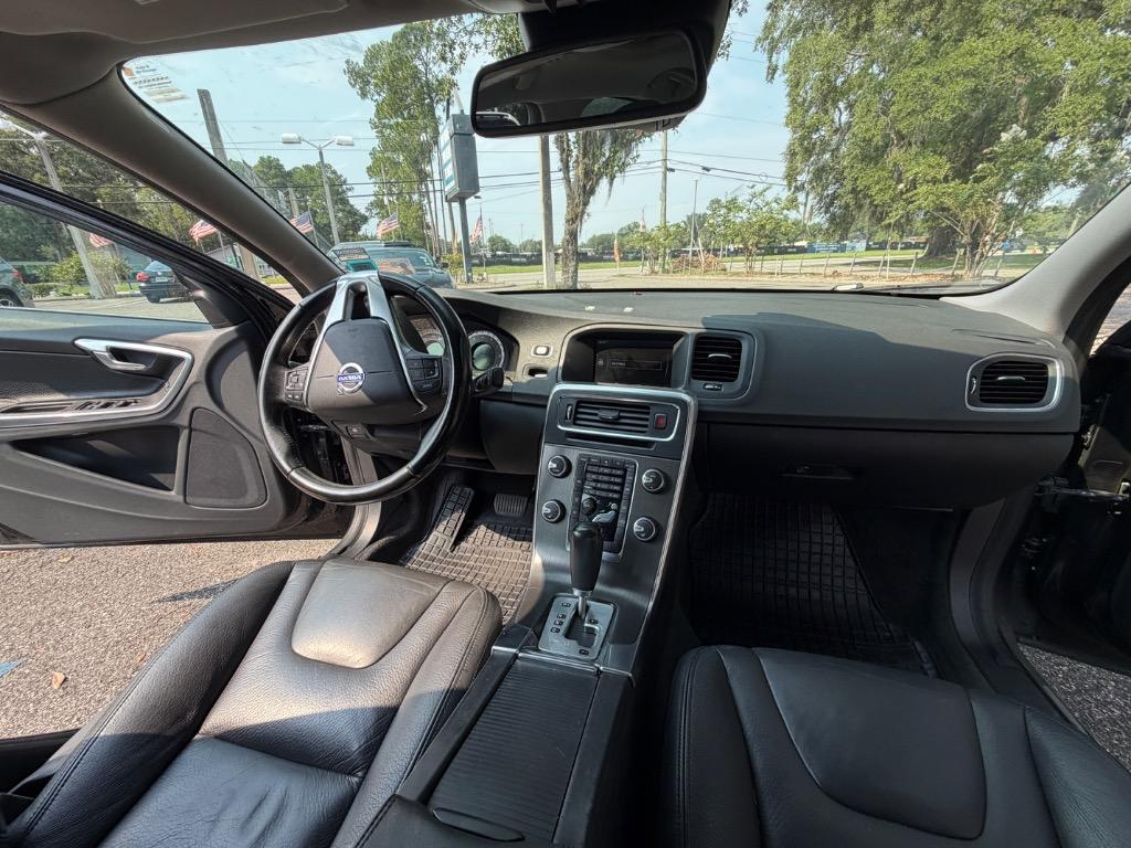 2011 Volvo S60 - $9,999