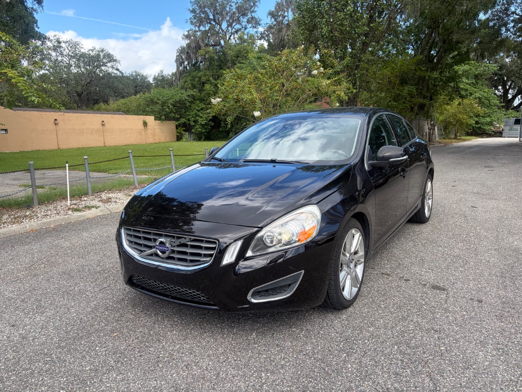 2011 Volvo S60 - $9,999
