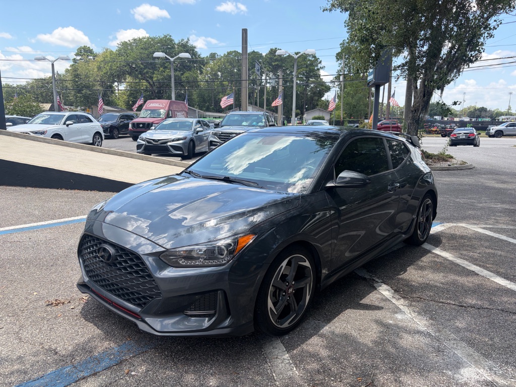 2019 Hyundai Veloster - $16,999
