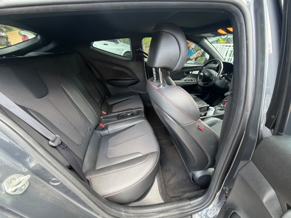 2019 Hyundai Veloster - $16,999