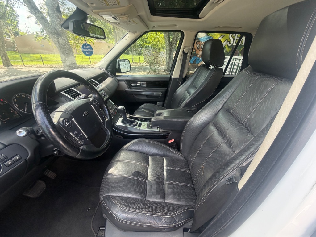 2013 Land Rover Range Rover Sport - $12,000