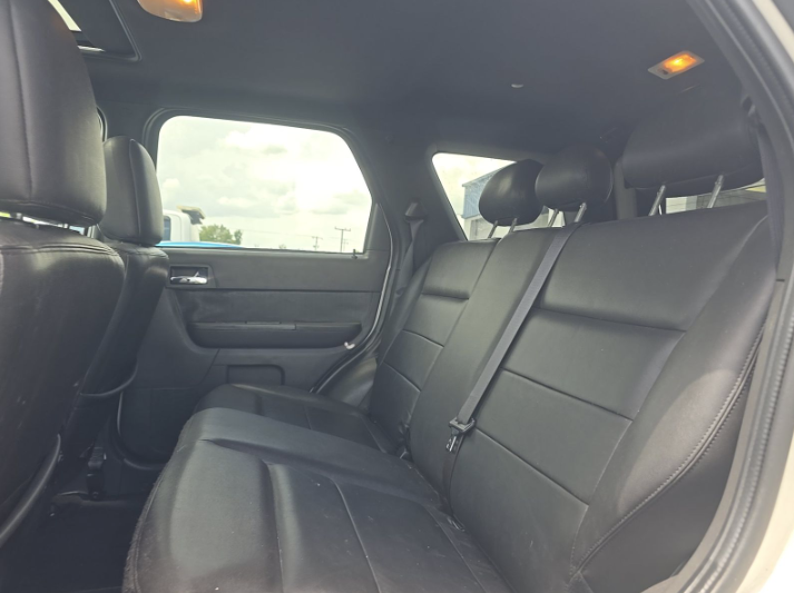 2009 Ford Escape - $7,999
