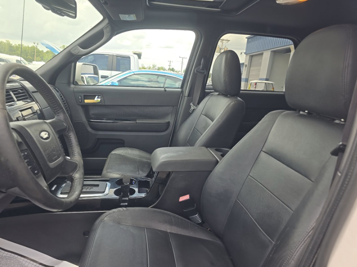 2009 Ford Escape - $7,999