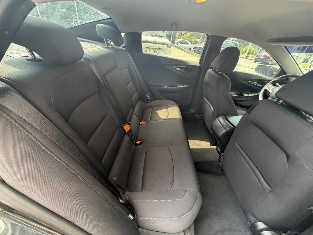 2018 Chevrolet Malibu - $12,999