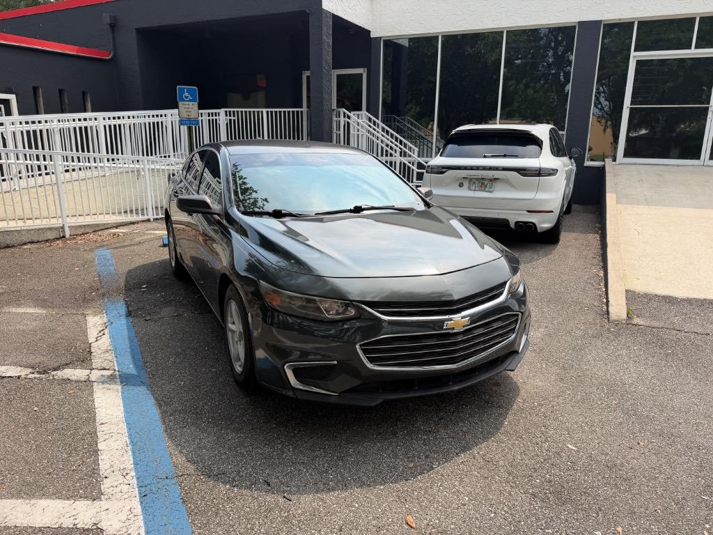 2018 Chevrolet Malibu - $12,999