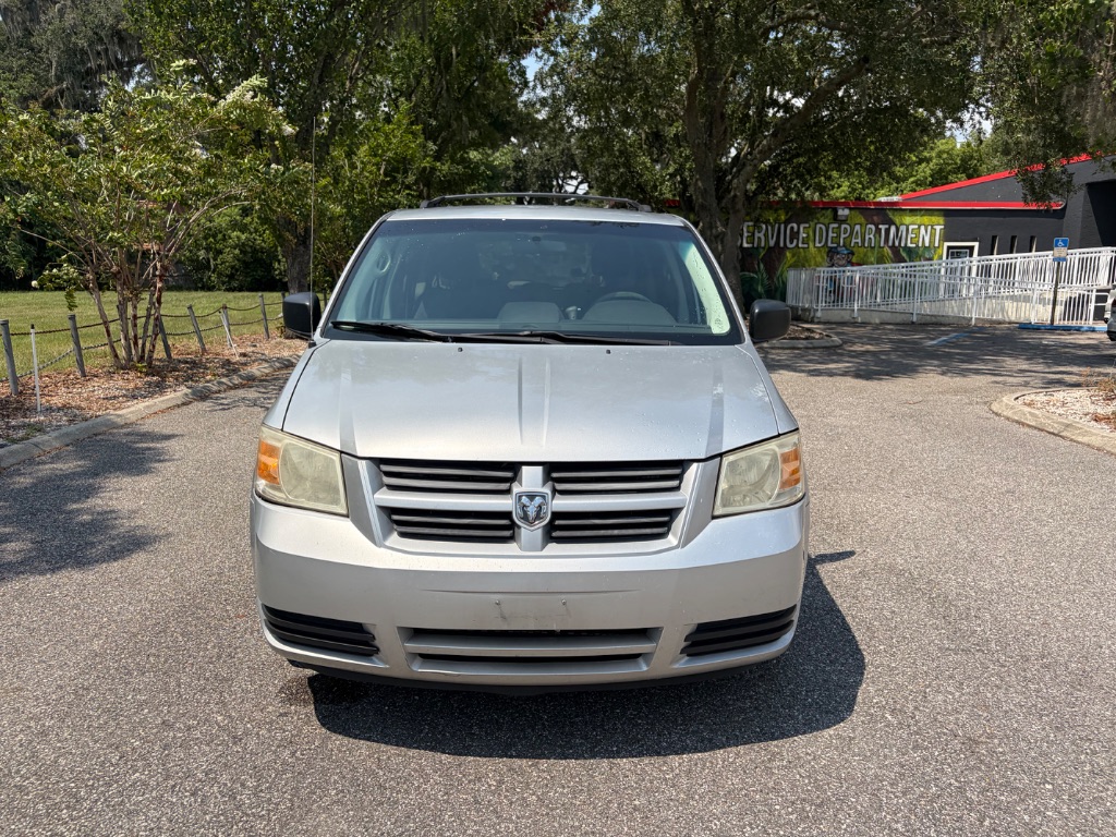 2010 Dodge Grand Caravan - $7,999