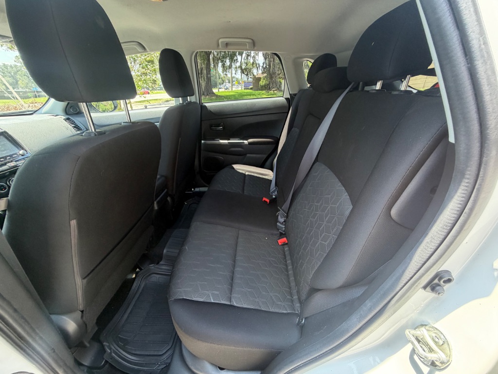 2021 Mitsubishi Outlander - $17,999