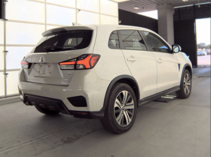 2021 Mitsubishi Outlander - $17,999