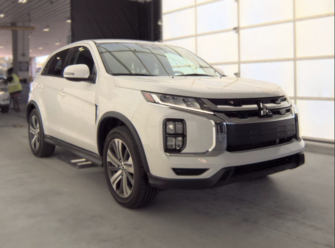 2021 Mitsubishi Outlander - $17,999