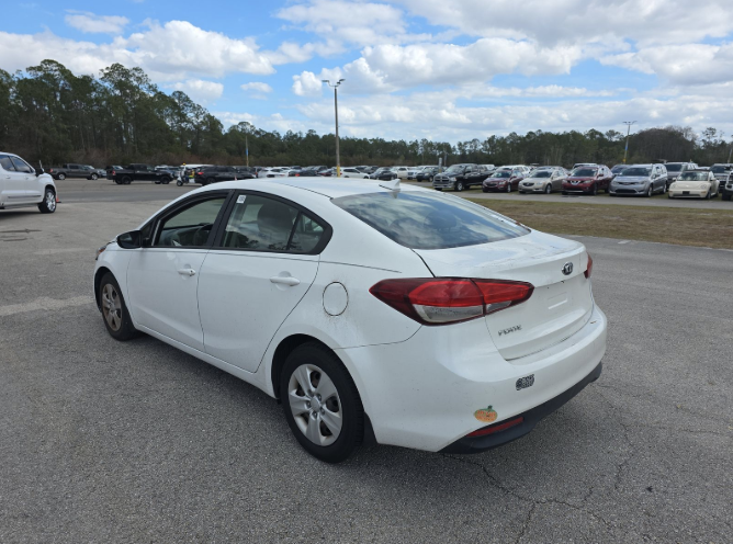 2018 Kia Forte - $9,999
