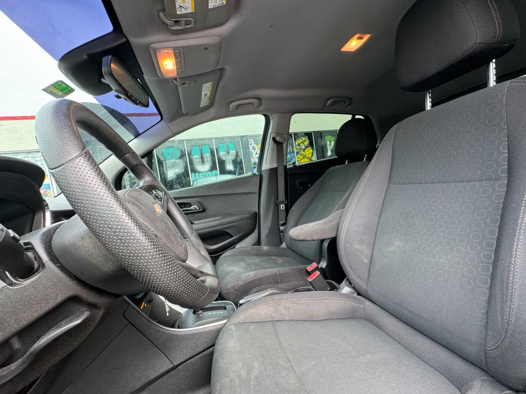 2020 Chevrolet Trax - $10,999