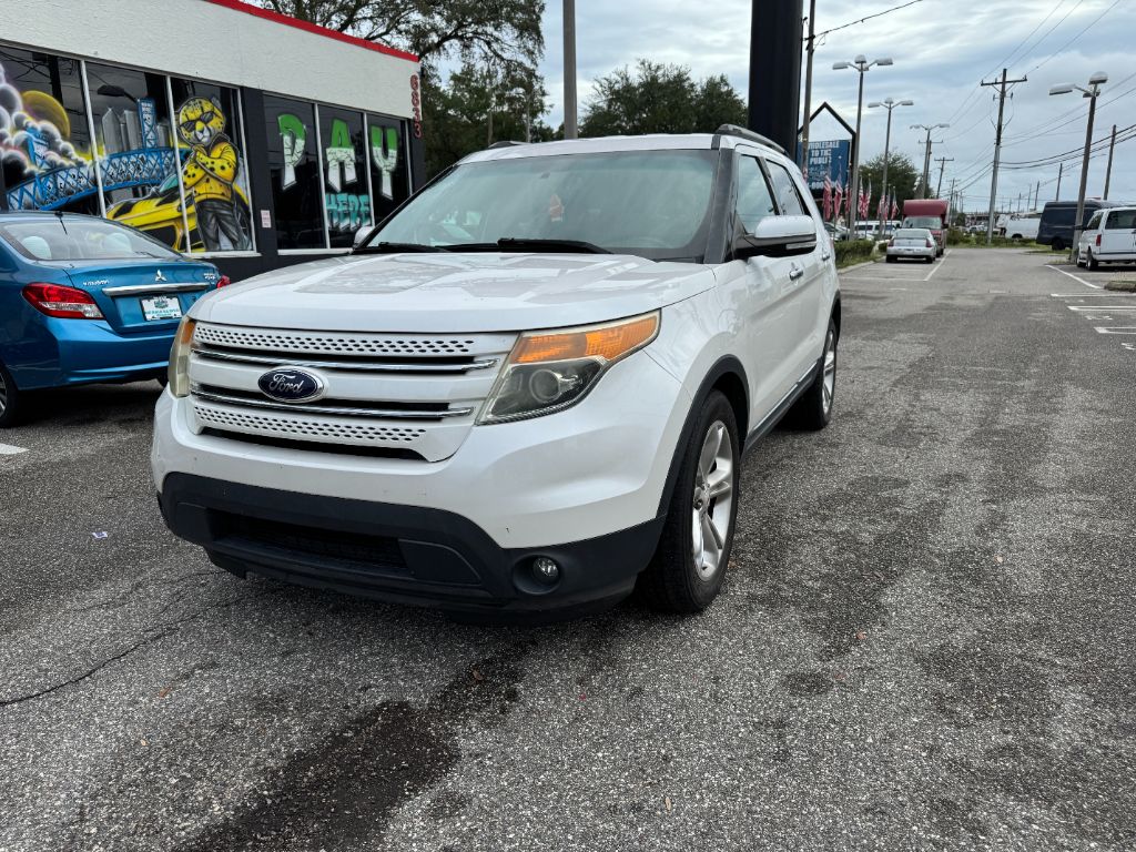 2014 Ford Explorer - $15,999