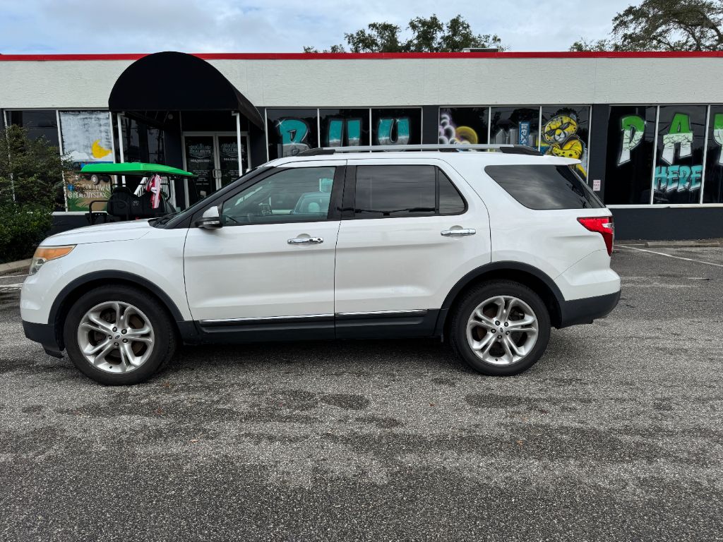 2014 Ford Explorer - $15,999