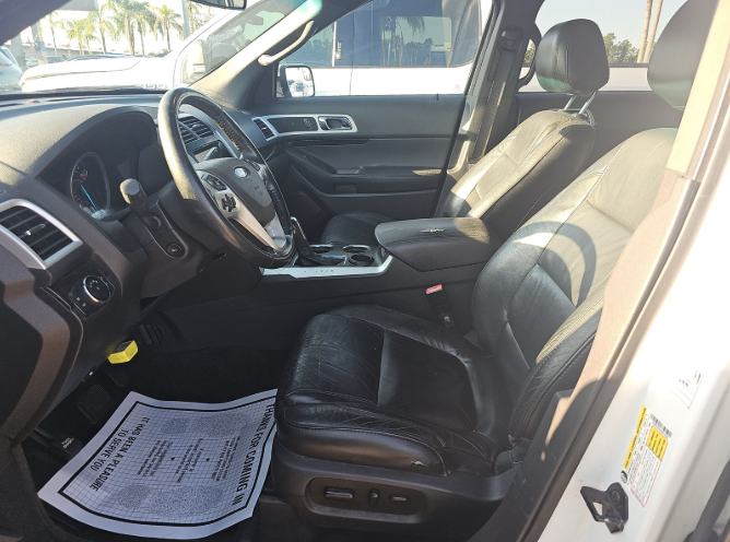 2014 Ford Explorer - $15,999