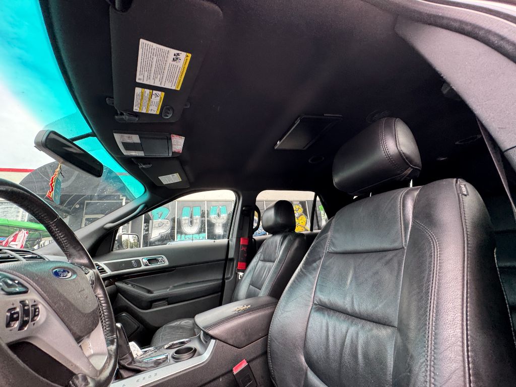 2014 Ford Explorer - $15,999