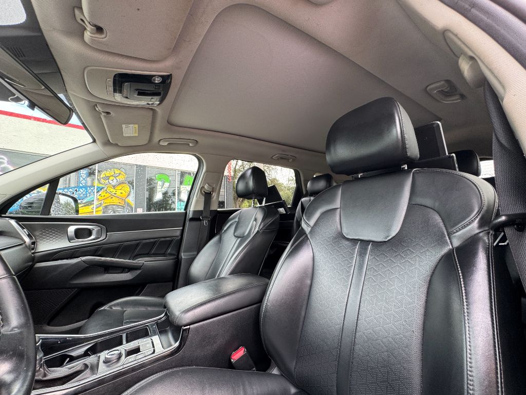 2021 Kia Sorento - $19,999