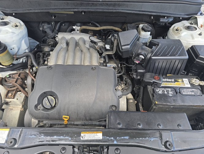 2009 Hyundai Santa Fe - $7,999